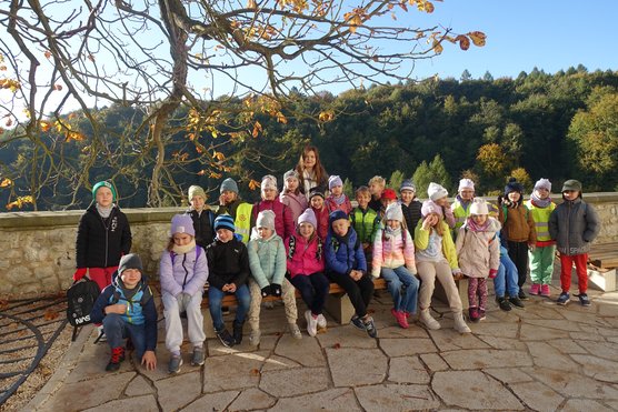 Wycieczka klas 1a i 1b do Pieskowej Skały