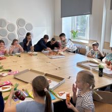 653701245 1570989884610416 n