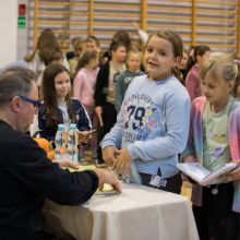 571109080 1135045165481600 n min